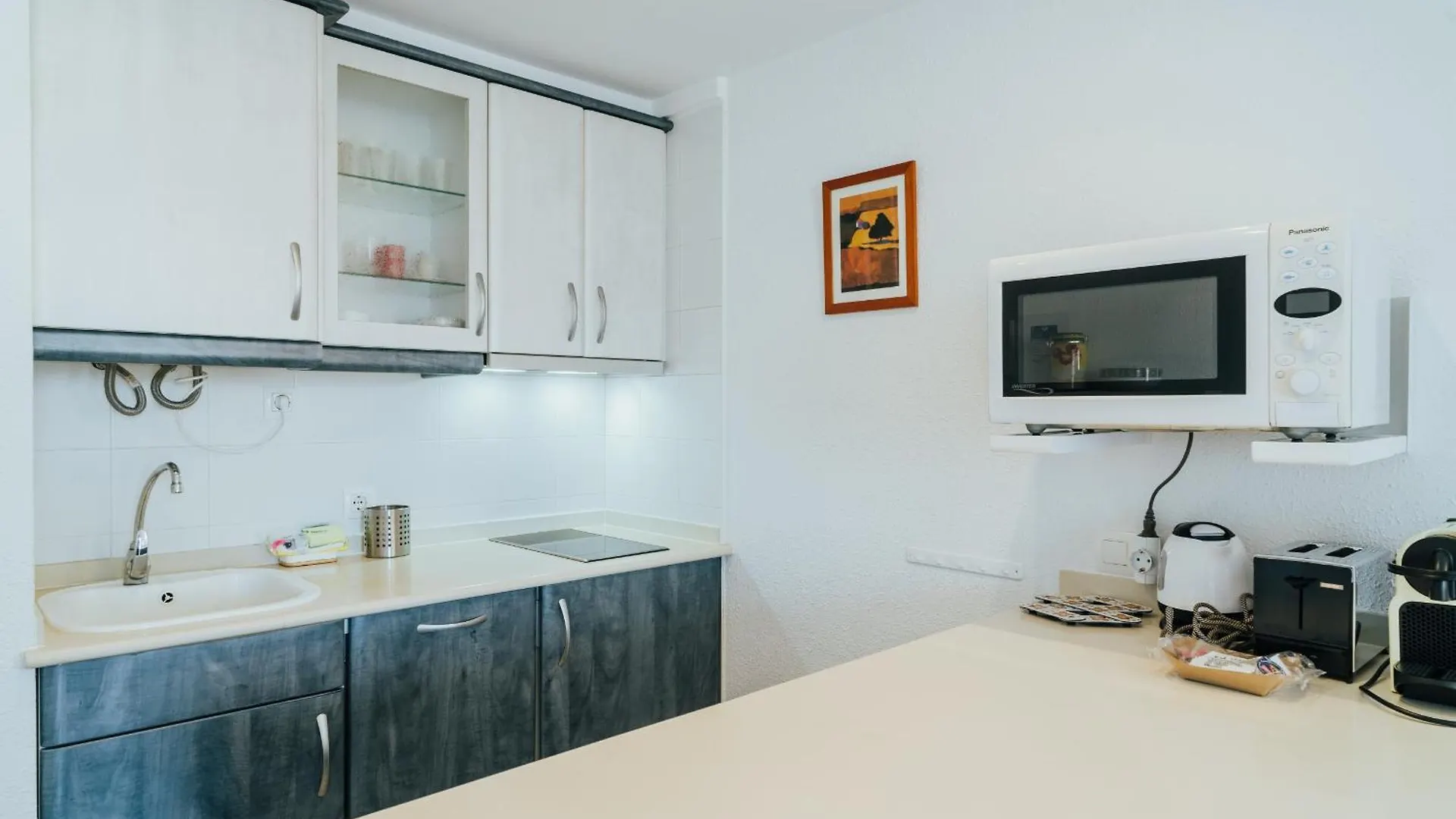Welcs Apartamento 202 Emp Con Vistas Al Canal Empuriabrava 0*,  Spain